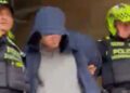 Captan a hombre agrediendo a menor en Colombia