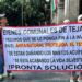 Comuneros del poblado de Tejalpa manifestándose de forma pacífica frente al Palacio de Gobierno de Morelos, sosteniendo pancartas en defensa de la Reserva Natural Protegida El Texcal.