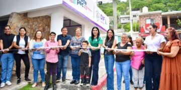 Reabren centro de desarrollo en la col Huizachera