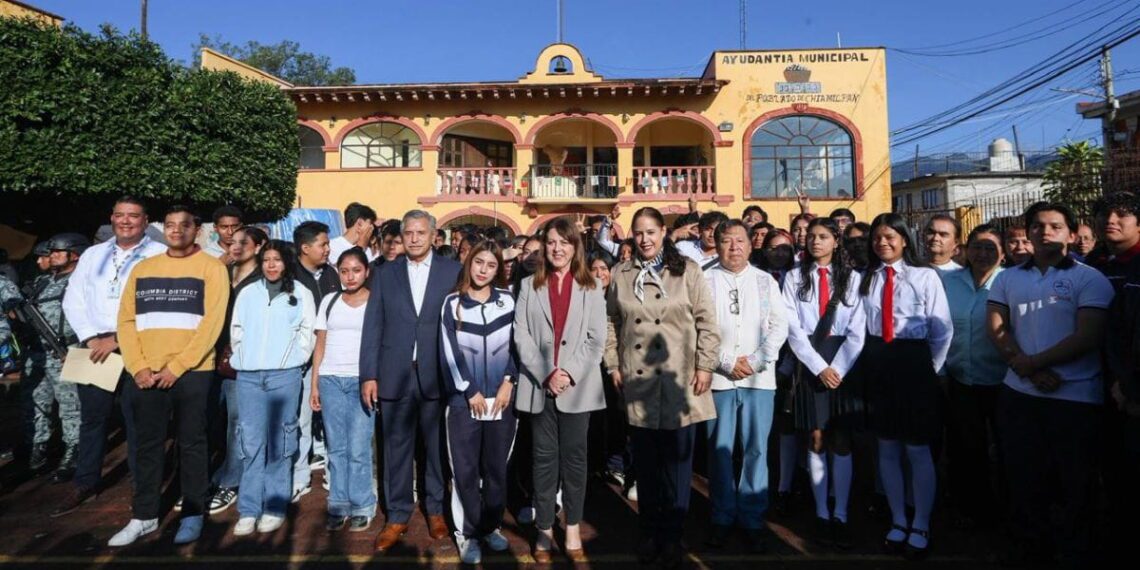 Reafirma Gobernadora de Morelos compromiso con la identidad cívica de las nuevas generaciones