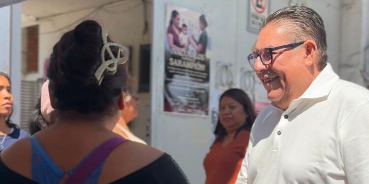 Víctor Mercado lleva servicios médicos gratis a Amatitlán y Sacatierra